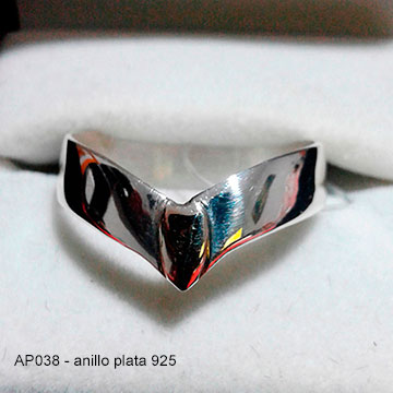 AP038 anillo plata 925