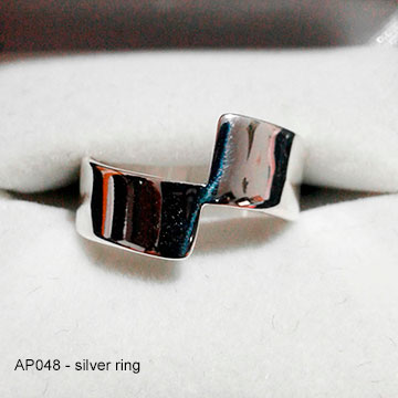 CP048 silver ring