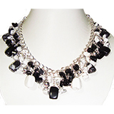 CP123 collar onix negro y howlite blanco